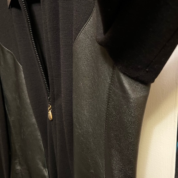 Dress - Picture 3 of 6